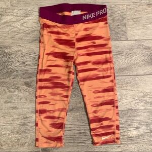 Girls Nike Pro Capri Leggings Orange & Pink Large